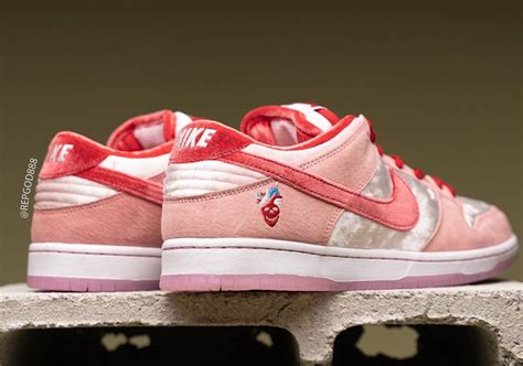 nike sb dunk low rarelove